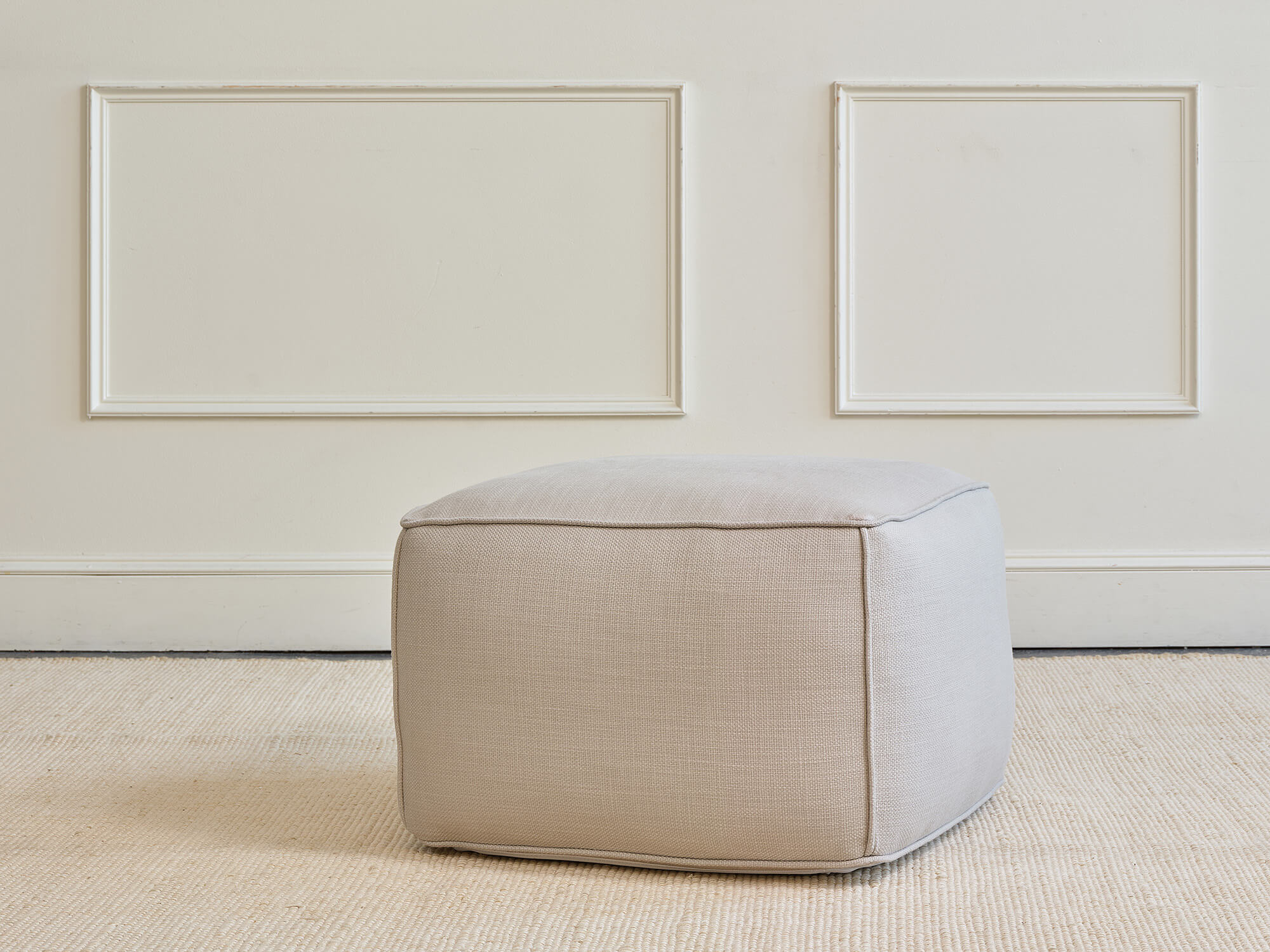 Mayer Pouf