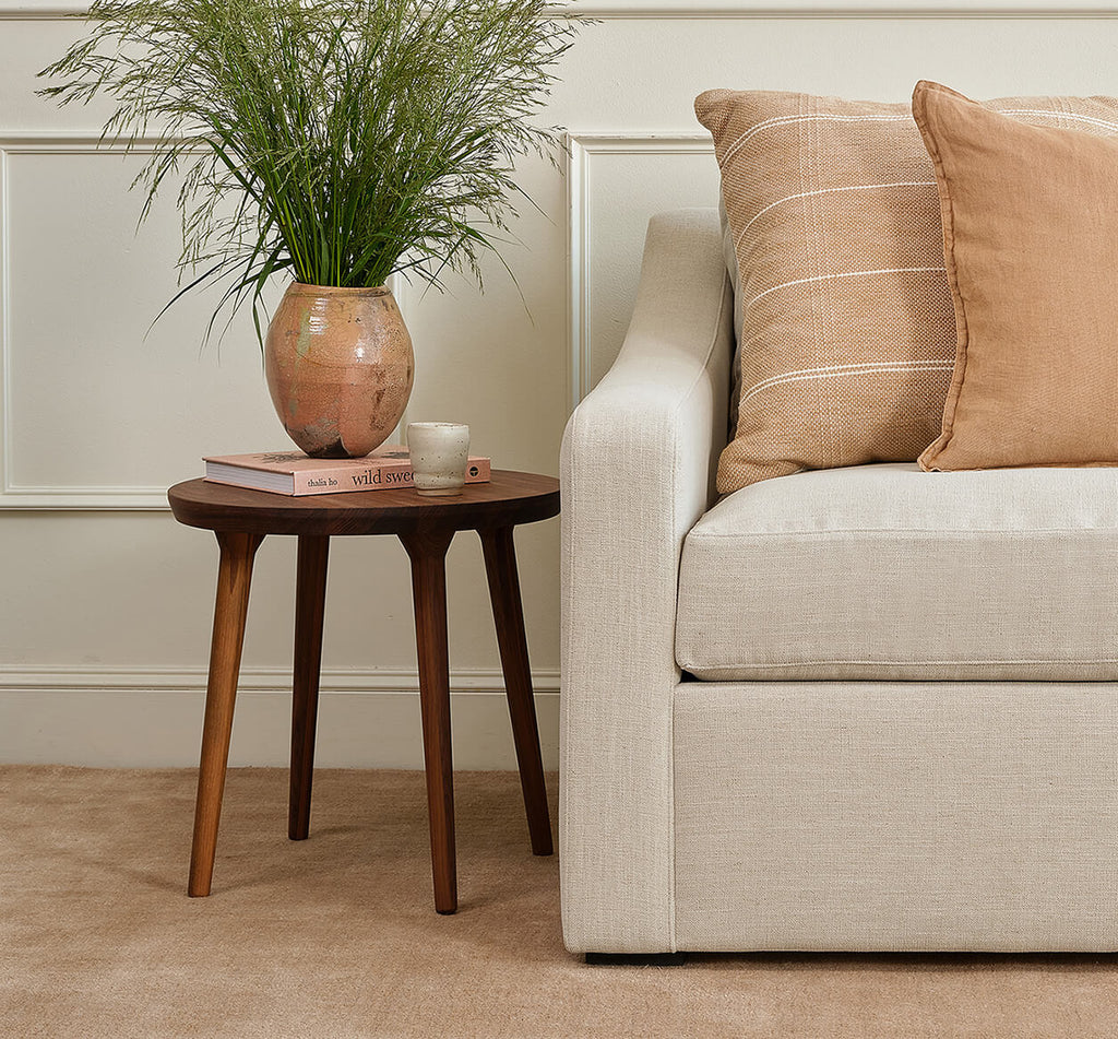 Meera Swivel Chair in Natural Latex