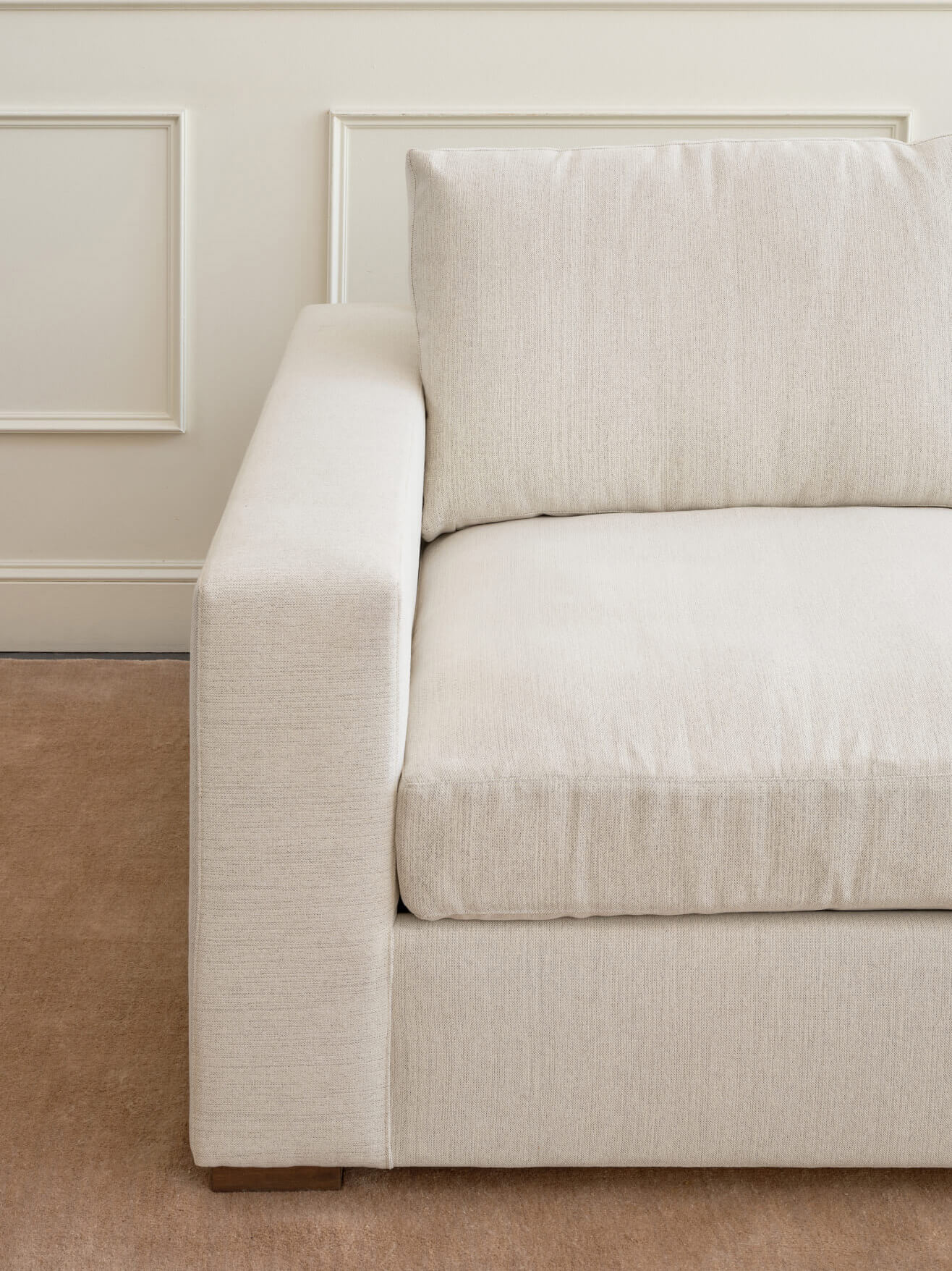 Rio Plush Chair in Natural Latex